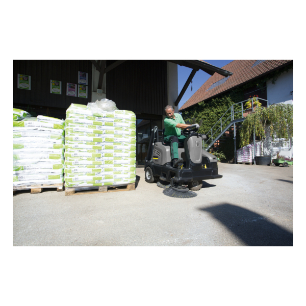 Pometalno-sesalni stroj KM 105/110 R G+KSSB slika