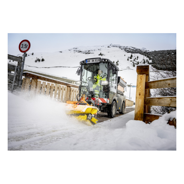 Mestni pometač MC 150 slika
