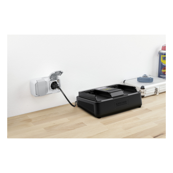  Fast battery recharger Battery Power 18  slika